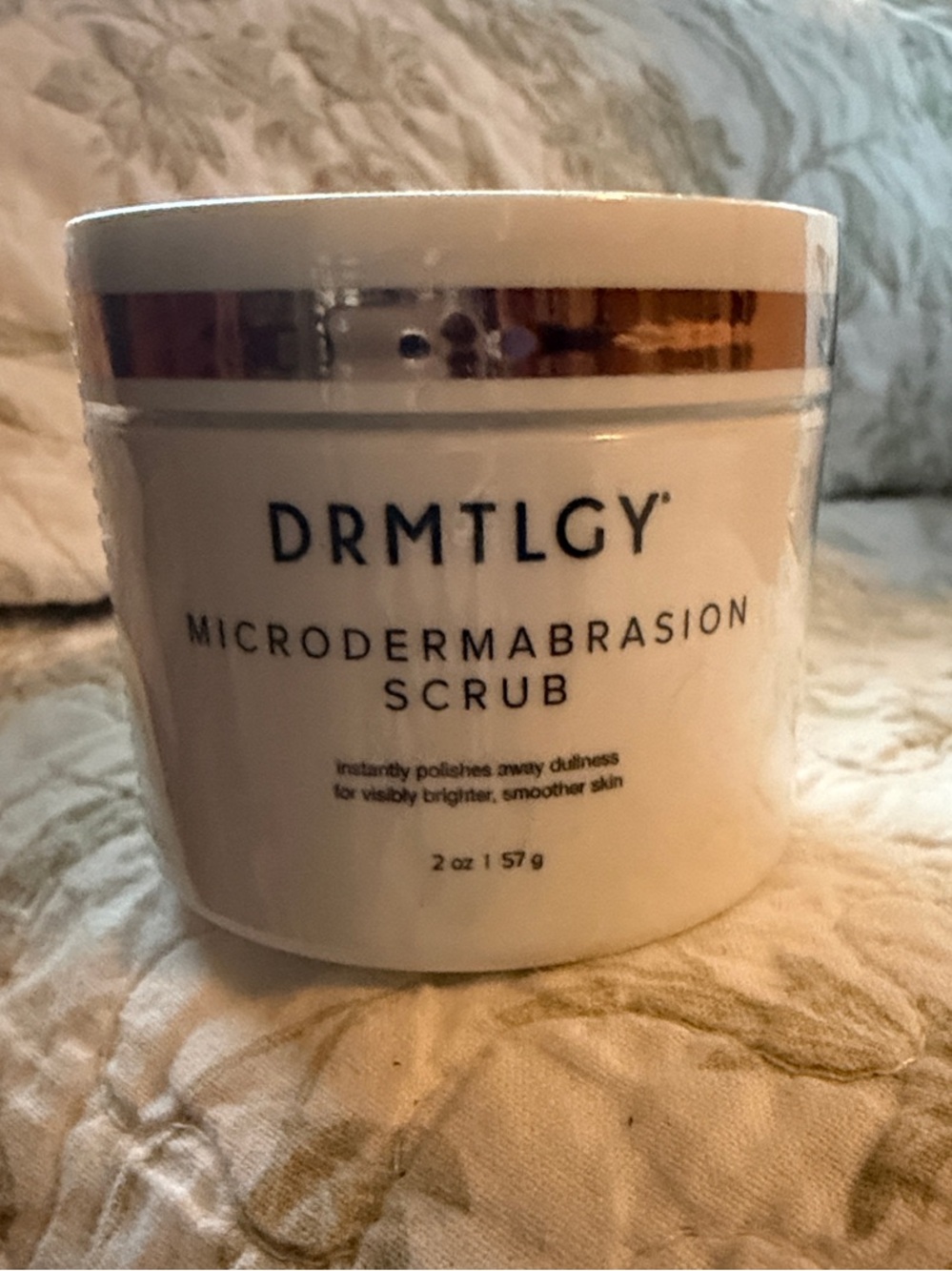 DRMTLGY Microdermabrasion Scrub - White with Gold Accent